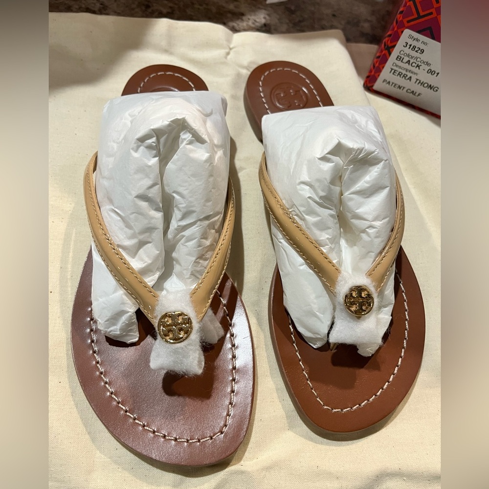 Brand New! Tory Burch Terra Thong ❤️ sz 5.5 Sun Beige also blk I normally wear 6